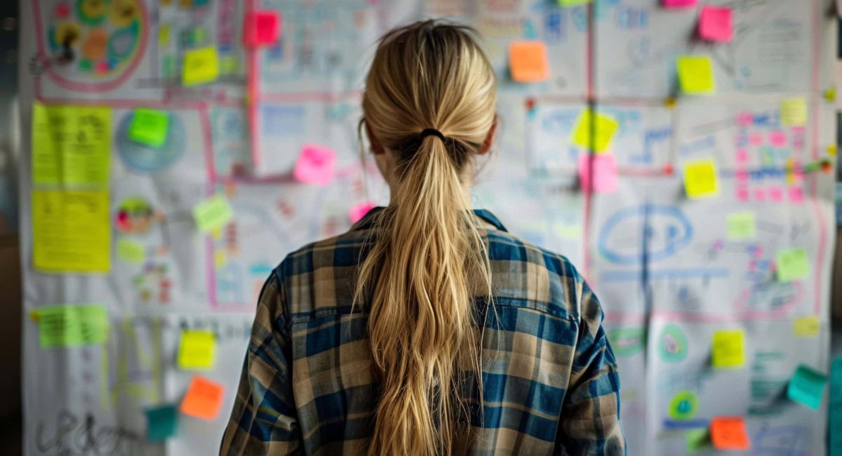 The Marketing Department Conundrum: Should You Enlist an Agency or Hire In House?